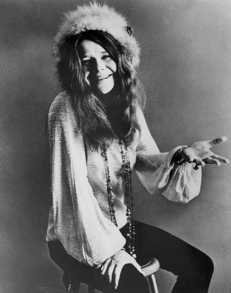 Janis_Joplin_seated_1970